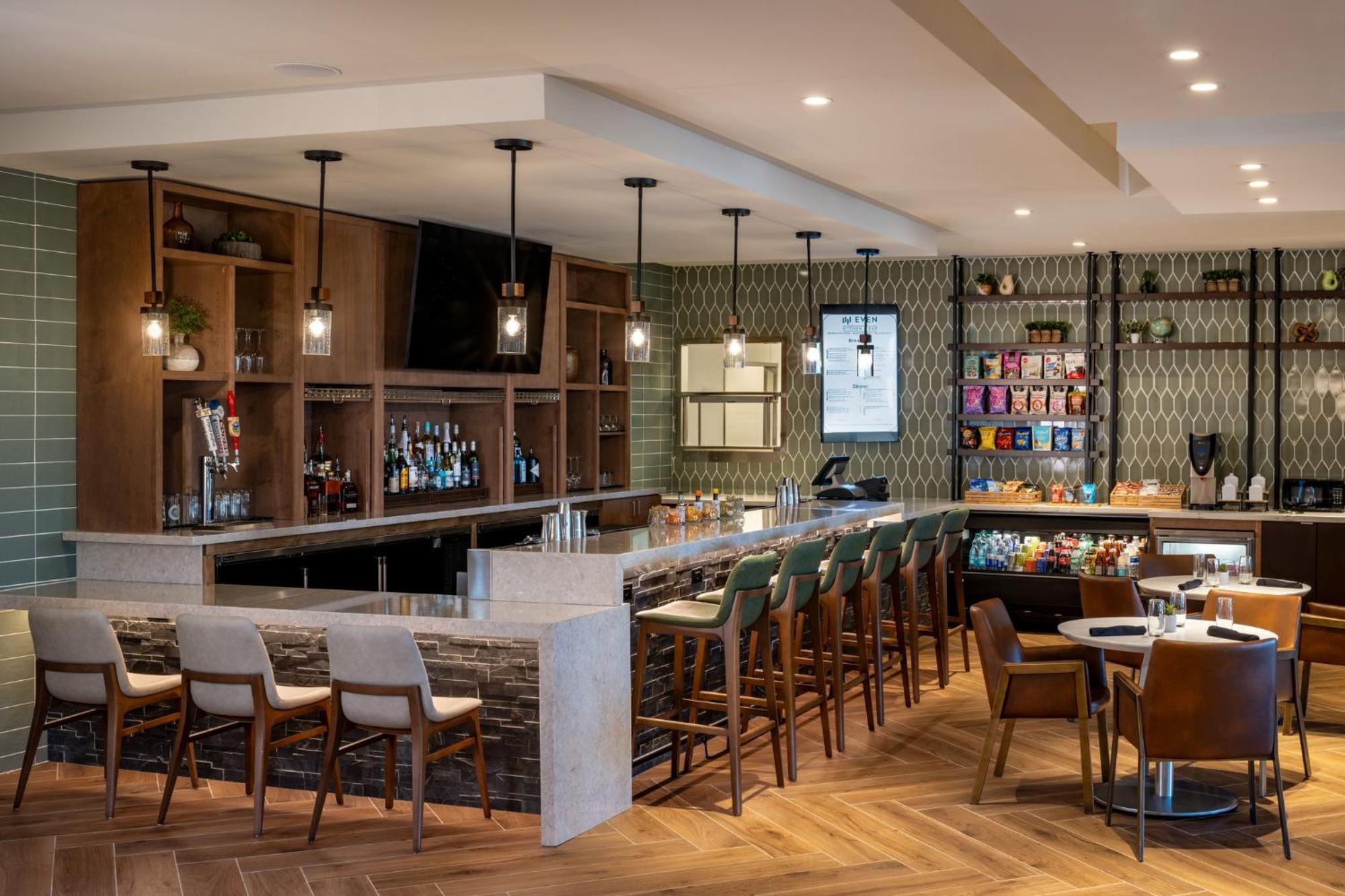 Even Hotel Bozeman Yellowstone Intl Arpt By Ihg Belgrade Zewnętrze zdjęcie
