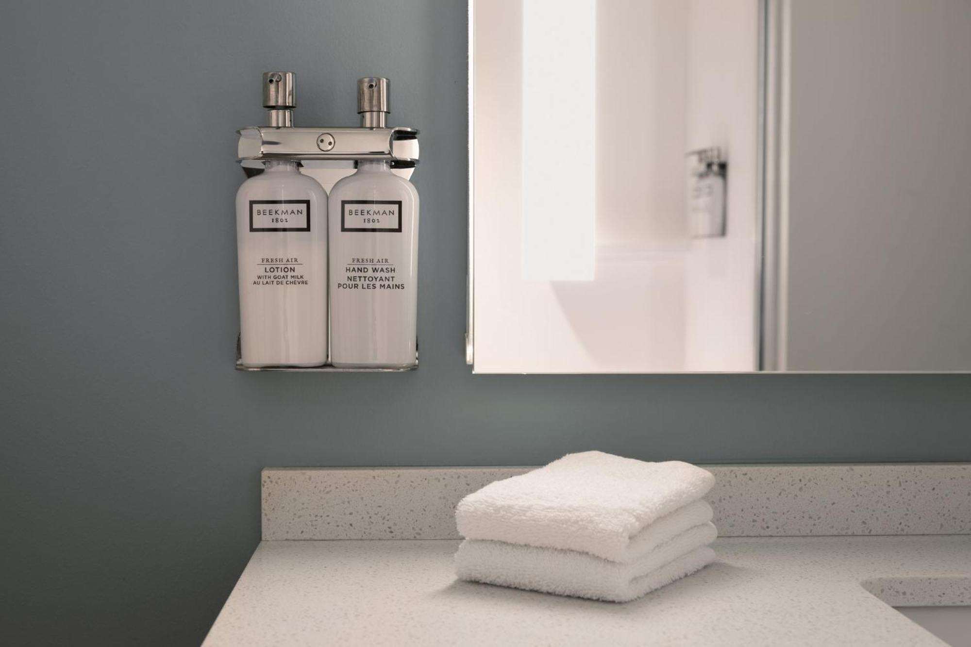 Even Hotel Bozeman Yellowstone Intl Arpt By Ihg Belgrade Zewnętrze zdjęcie